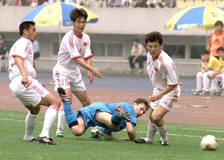 2002世界杯為什么不用李明（李明當年無緣世界杯沒有黑幕 失去米盧信任才是最重要原因）