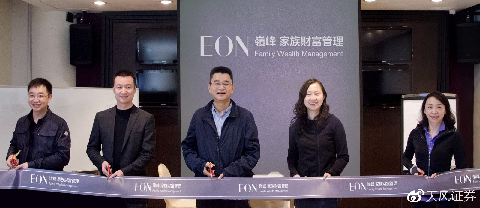 时间是把杀猪刀，曾经舌战群儒的辩才周玄毅，沦落到被处分，冤吗