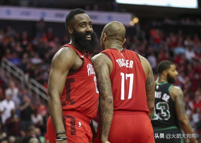 巴西队有哪些nba球星(巴西二老NBA聚首！火箭正与阿里扎替身谈合同，周琦得到新建议)