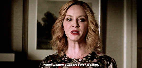 谁说女人演的暴力剧没意思呢？《好女孩》美剧推荐（第一季剧透）