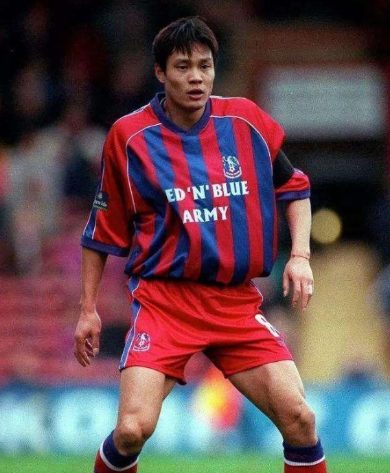 范志毅:请客吃饭,帮队友出头,29岁出国也能当队长