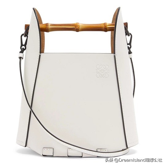 新包 | LOEWE 上架春夏新款手工编织篮子包：铆钉和花卉装饰