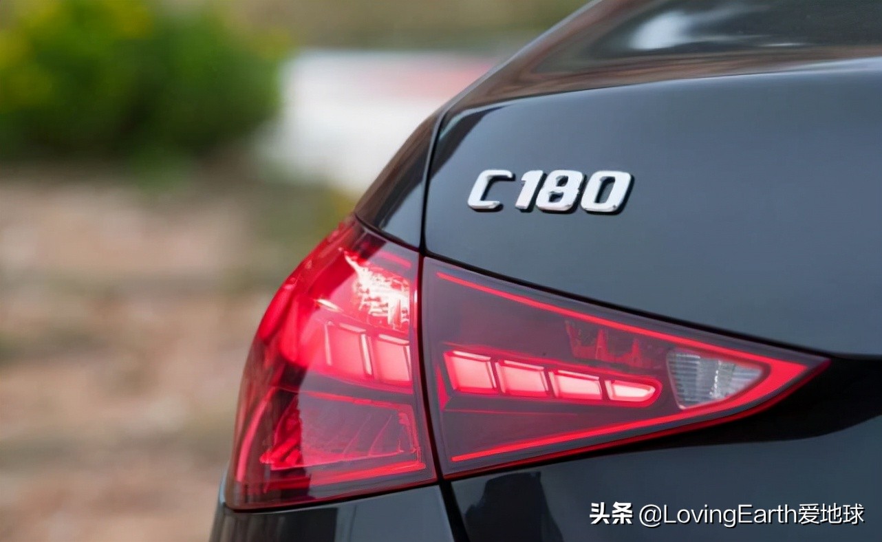 奔驰c180l落地价（c180奔驰价格）