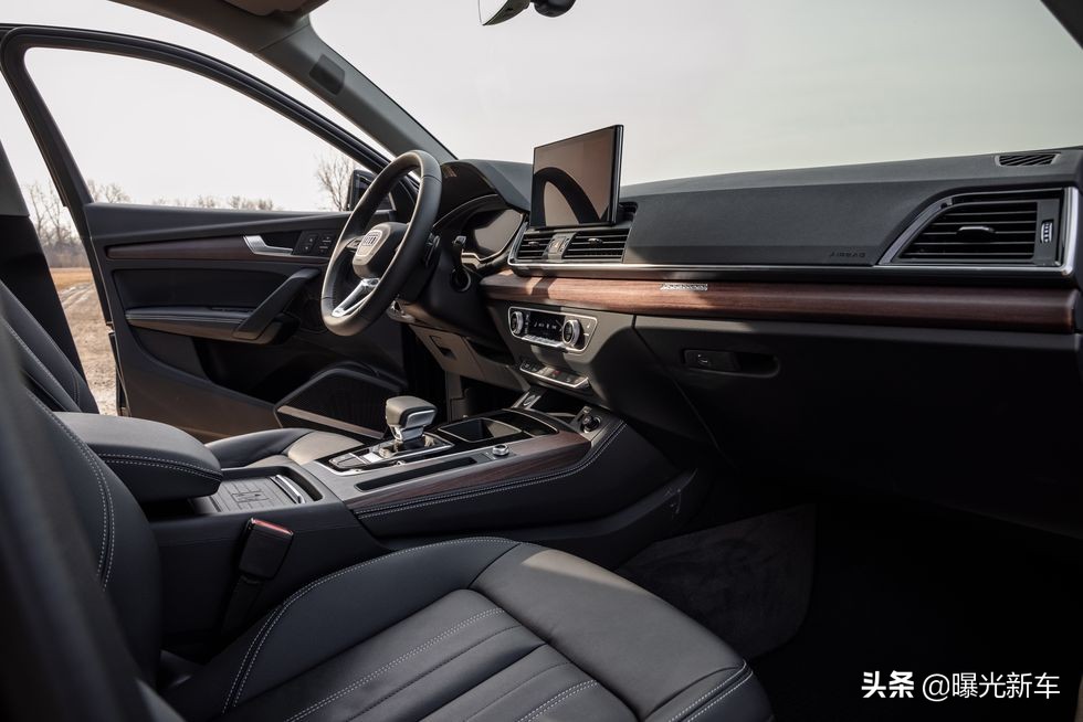 奥迪Q5和Q5 Sportback，2021款，新车上市