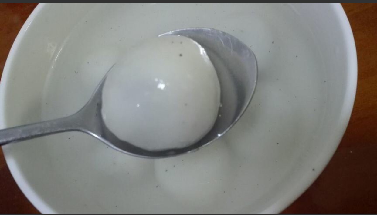 【黑芝麻花生汤圆】做法步骤图   这样做皮薄馅大不开裂-起舞美食网