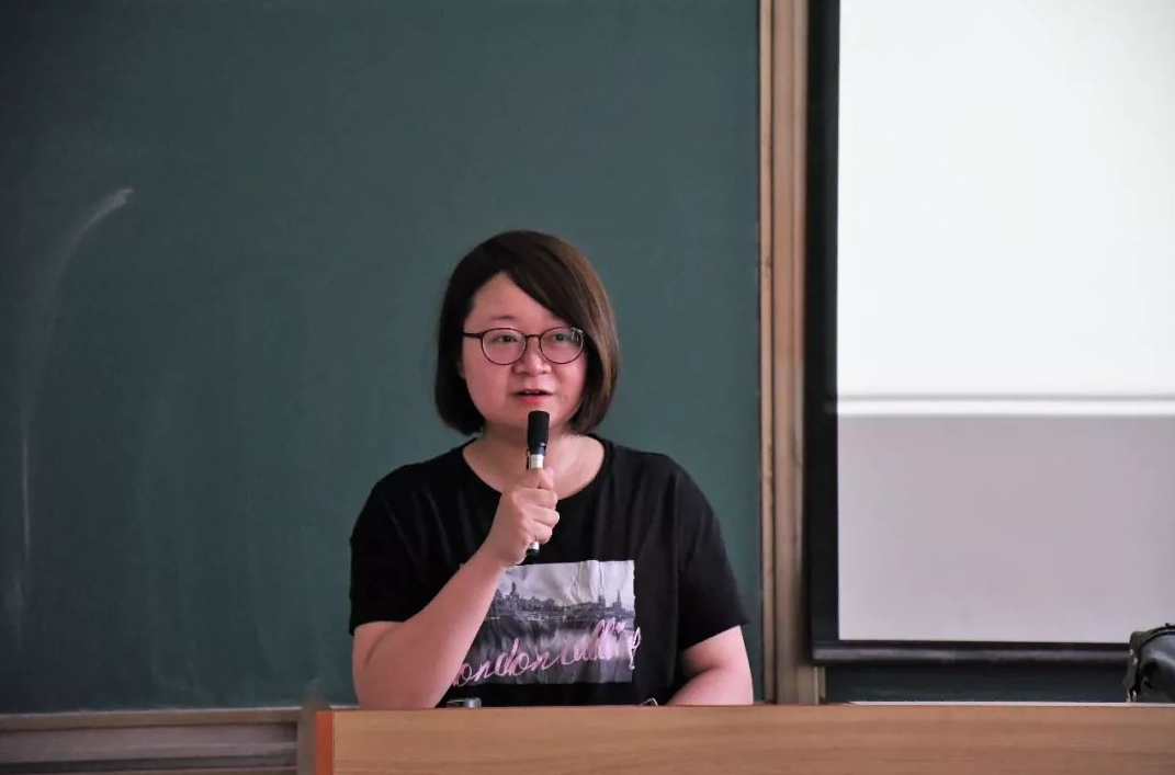 中学生“花样”藏手机，这些地方很靠谱，基本发现不了