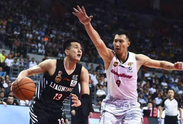 cba球员为什么比不过nba(郭艾伦为何很难成为CBA第一人？对比易建联，郭艾伦心不在篮球上)