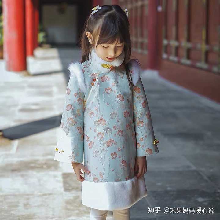 不生女儿不知道现在的童装有多美！各品牌拜年服大盘点，快上车