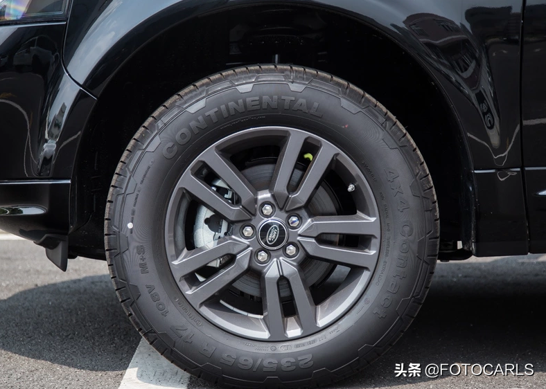 路虎神行者2 2.2T SD4实拍，炙手可热的网红车，咋一下不火了？