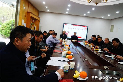 胡长龄京苏大菜研究会走进南京商业学校