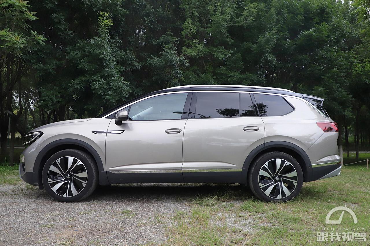 不到40万能买到合资旗舰？多方位体验大众史上最大SUV—揽境