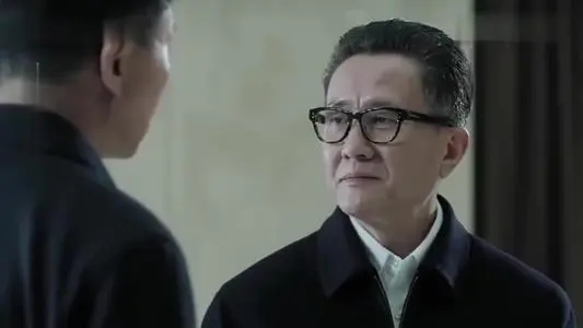 《突围》没有成为“爆款”？但它这两点超越了《人民的名义》