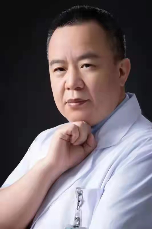 “眼皮跳”，脸部肌肉抽搐，面肌痉挛久拖不治，毁的何止是颜值