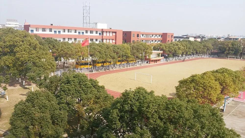 南昌十中民德学校,南昌十中民德学校排名-爱妻自媒体