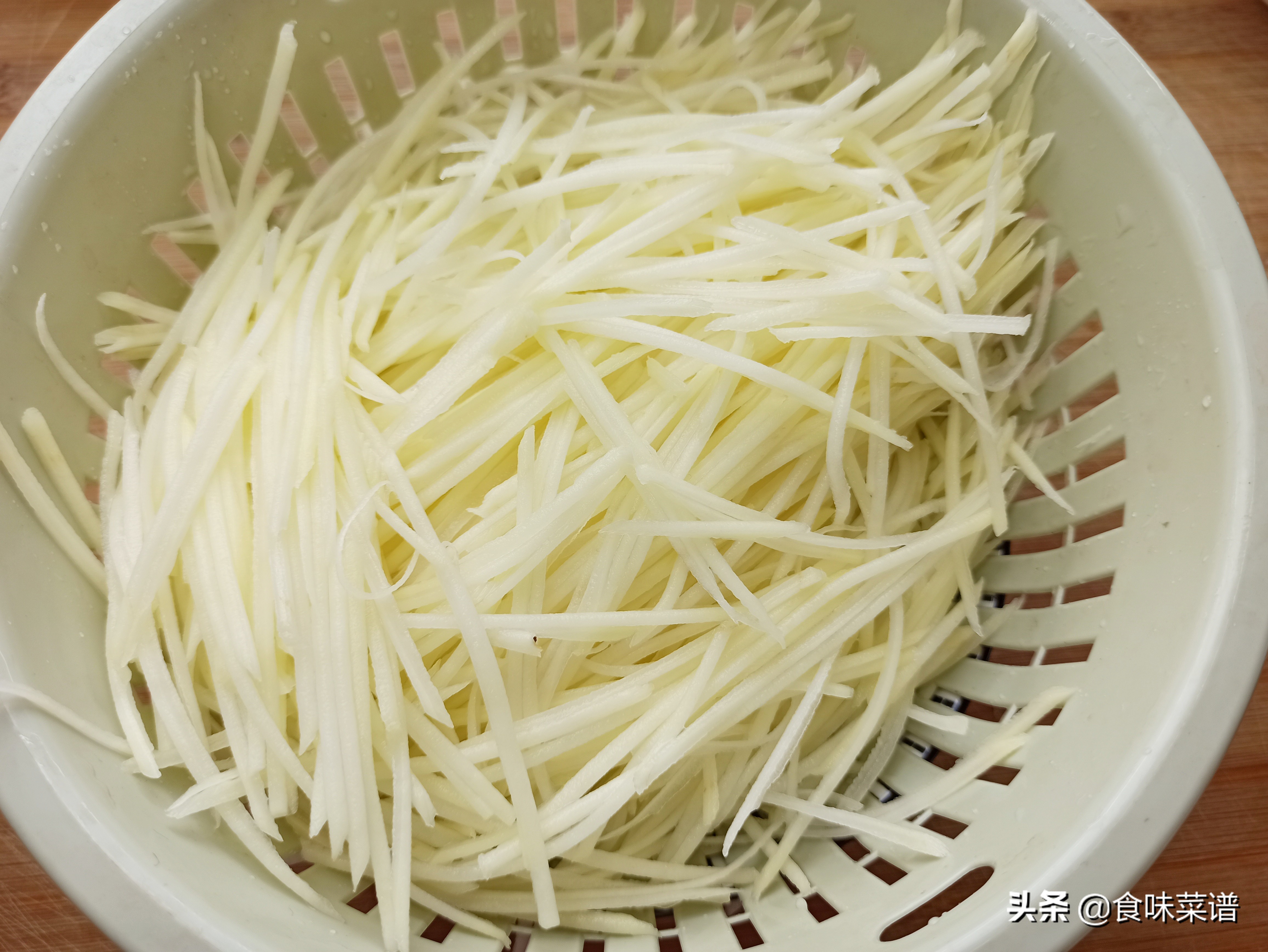 土豆最好吃的6种做法，步骤简单，鲜香美味，快学会做给家人吃吧