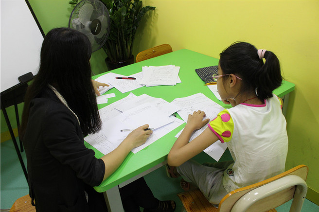 校外培训班又有新调整，教培机构可以继续开放，但要满足相关条件