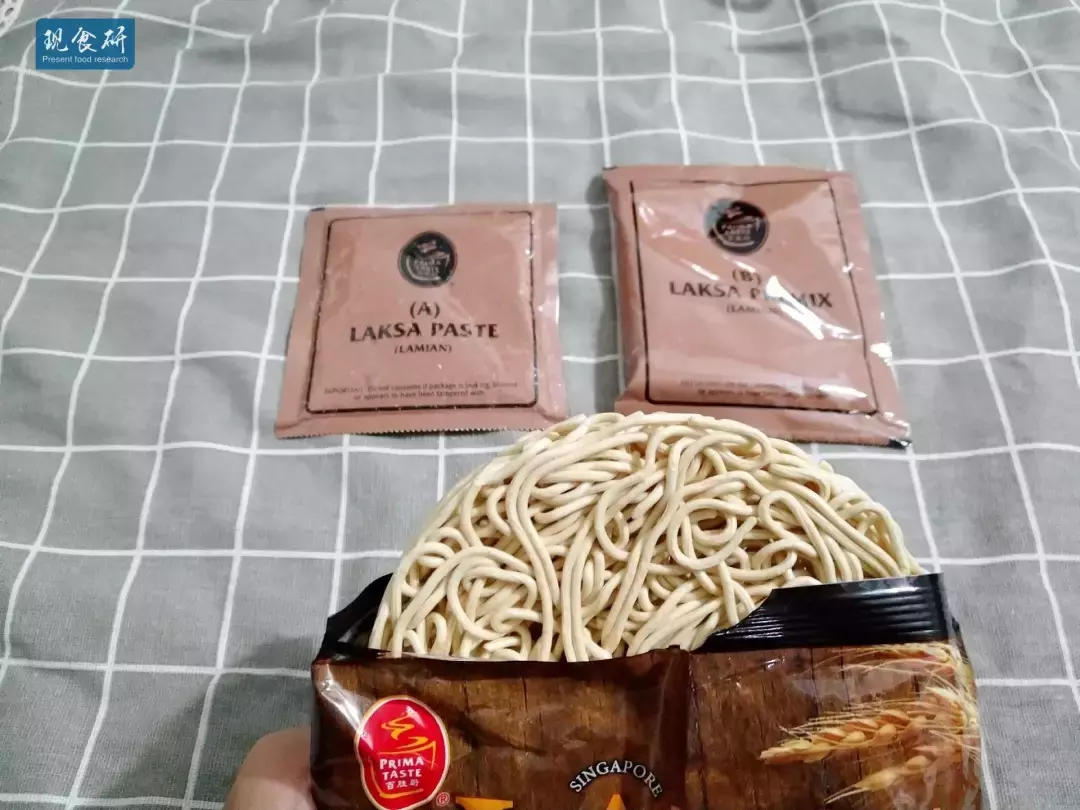 传说中的世界第一泡面真好吃么?百盛厨超有特色的两款泡面测评