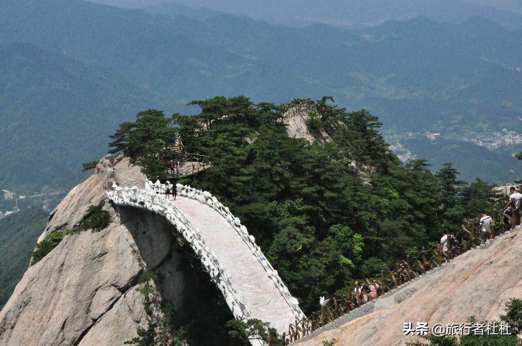 武当山、神农架、恩施大峡谷、九宫山，荆楚大地湖北十大名山