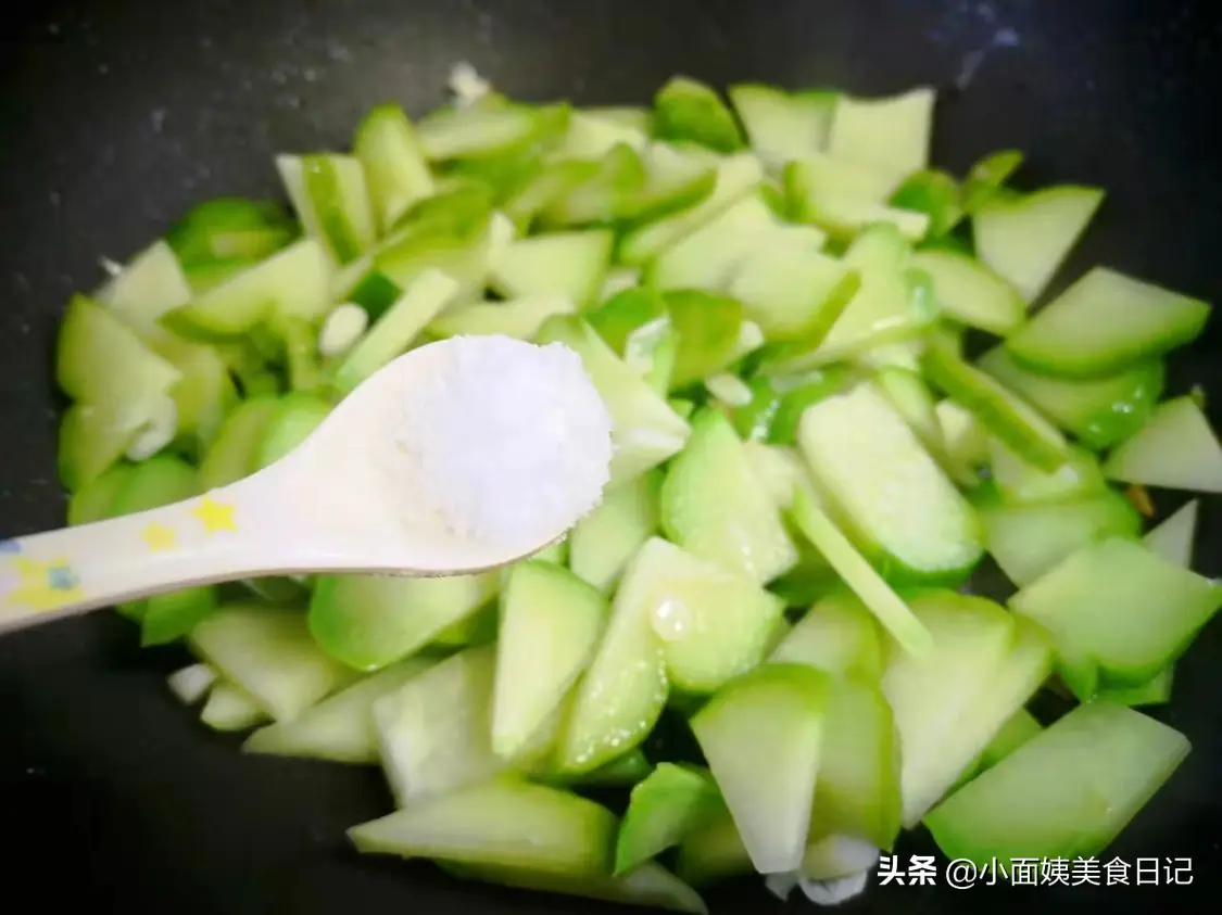 佛手瓜最好吃的做法，清脆清爽清口，每周至少吃5次，营养美味