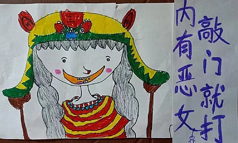 大一新生怕学长上门推销？看看学姐们的硬核标语，就问谁还敢去