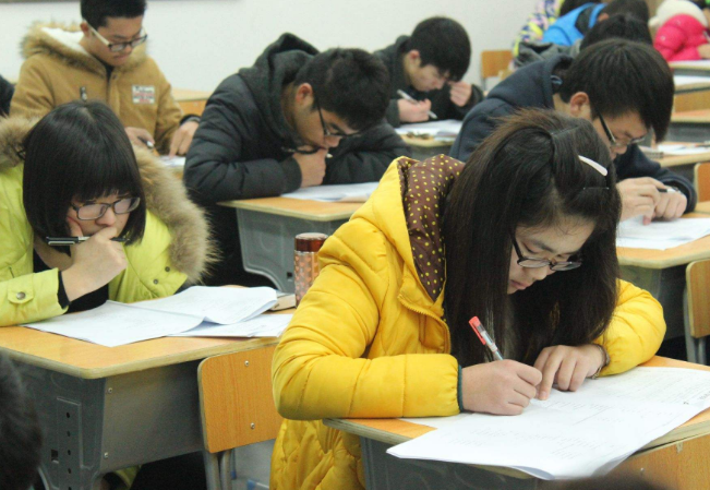 容易考公务员的6个专业，上岸率很高，想考公务员的可以收藏