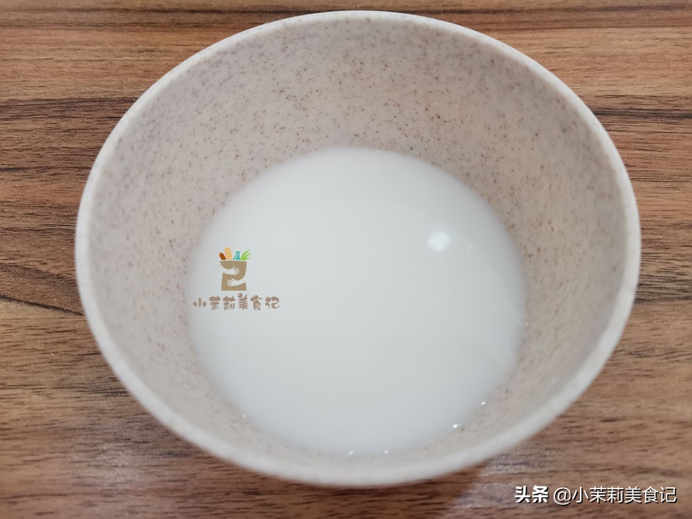 蛋花汤怎么做好吃（大厨教我3招蛋花漂亮鲜嫩不腥）