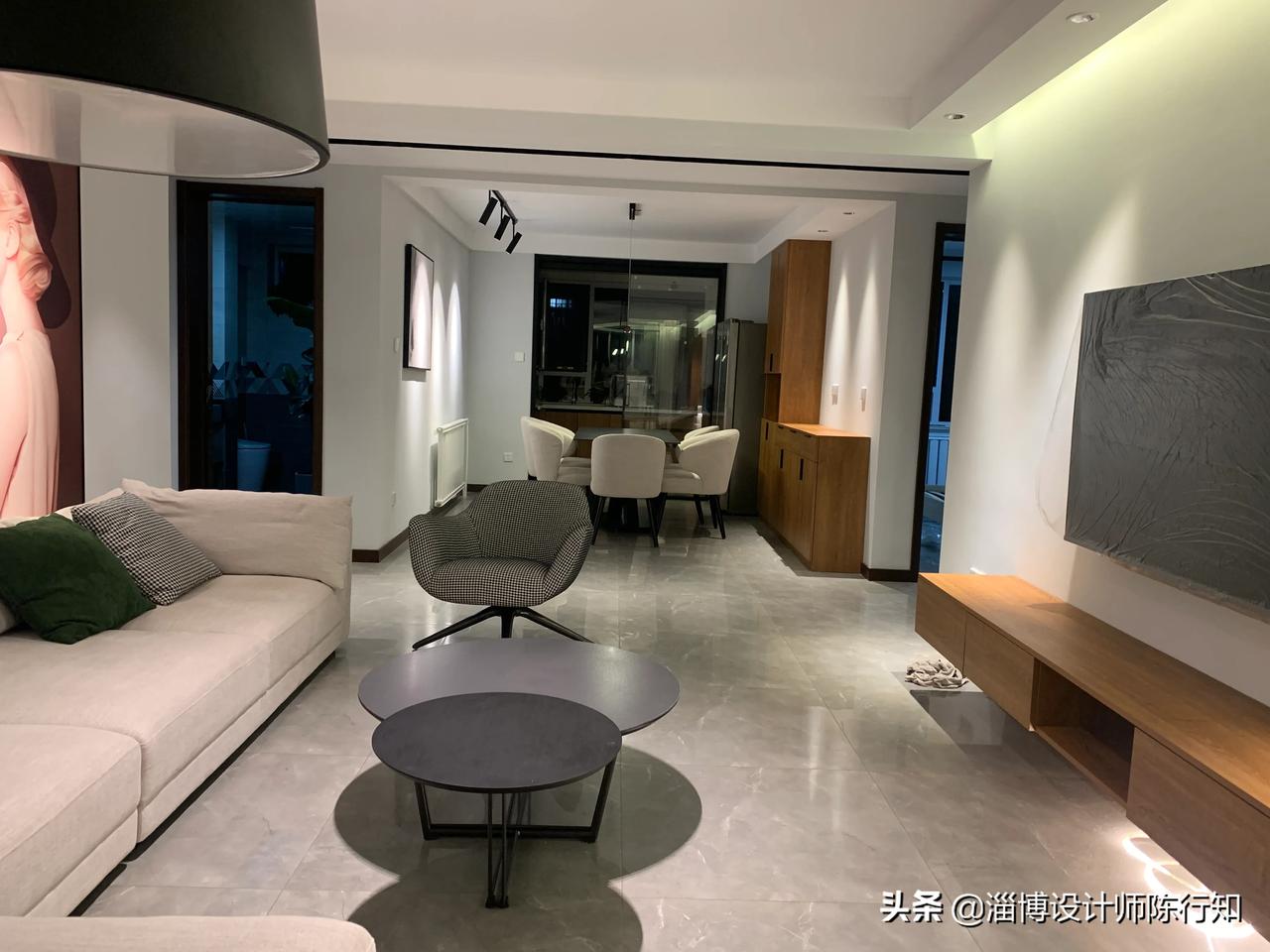 2021年客厅吊顶如何装修？设计师给出5种无主灯设计，超流行