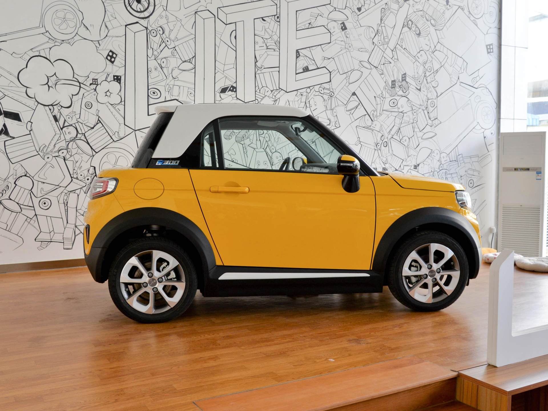 lite电动汽车多少钱(能上牌长续航) - 价格百科