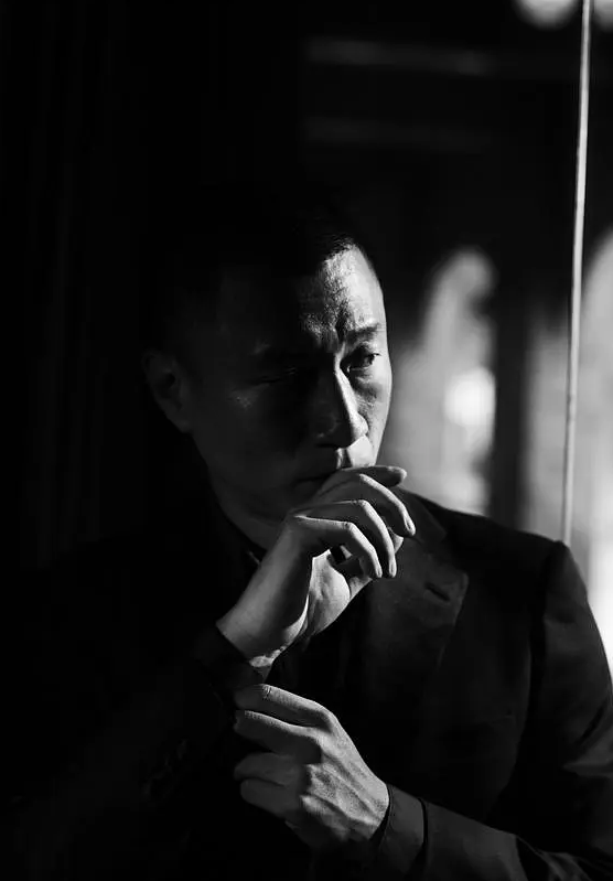 4年只拍3部戏、视帝沦落成综艺咖？孙红雷片酬上亿的快乐你不懂