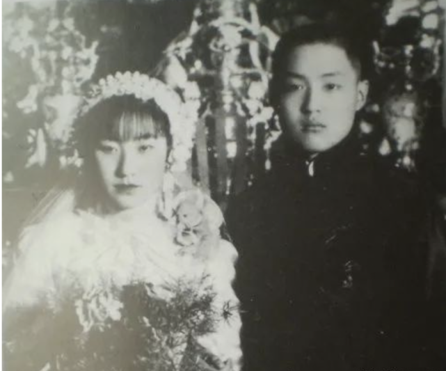 孔祥熙花2000元买孔氏户口？孔子的第77代嫡孙女，淳朴的孔德懋