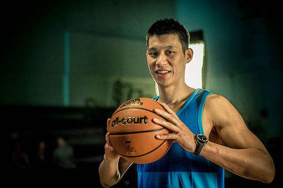 除了林书豪以外（除了林书豪，NBA还有一球员拥有中国血统，曾来中国认祖归宗）-趣拿体育