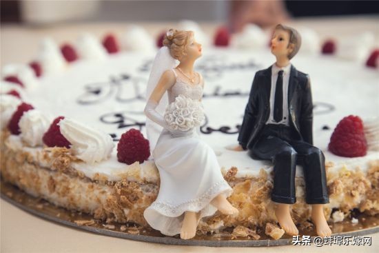 订婚有改口费这一环节（订婚给了改口费结婚还要给吗）