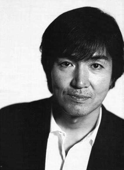 《湖畔》:东野圭吾的又一力作，小说是对社会和家庭最严厉的拷问