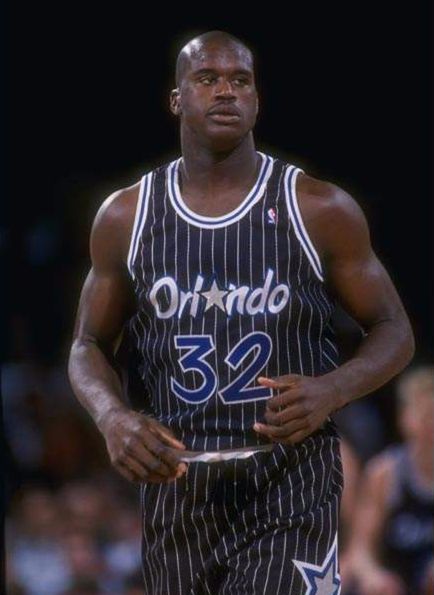 新世纪有谁因脸蛋被低估了球技(nba巨星新秀时都长啥样?