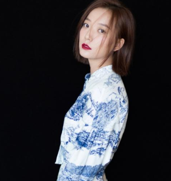 王珞丹为什么退出(37岁王珞丹糊成这样,能怪谁呢?说到底咎由自取)