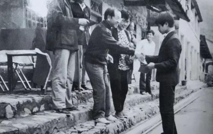 1966年叛徒杀人逃台湾，我军4架战机同时起飞，台海上空歼敌