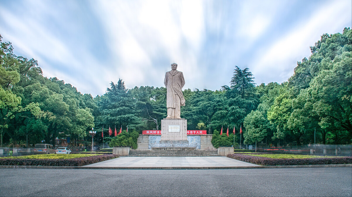 湖南省公认最好的5所大学，受到人民日报表扬，考上不吃亏