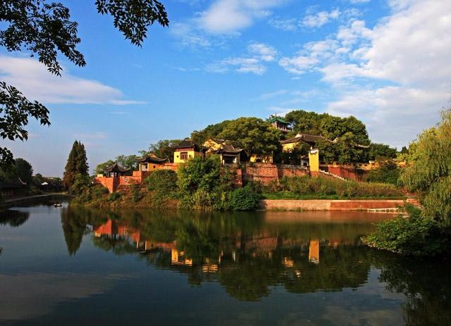 东京奥运游泳冠军张雨霏的家乡，美食目不暇接，还是华夏九州之一