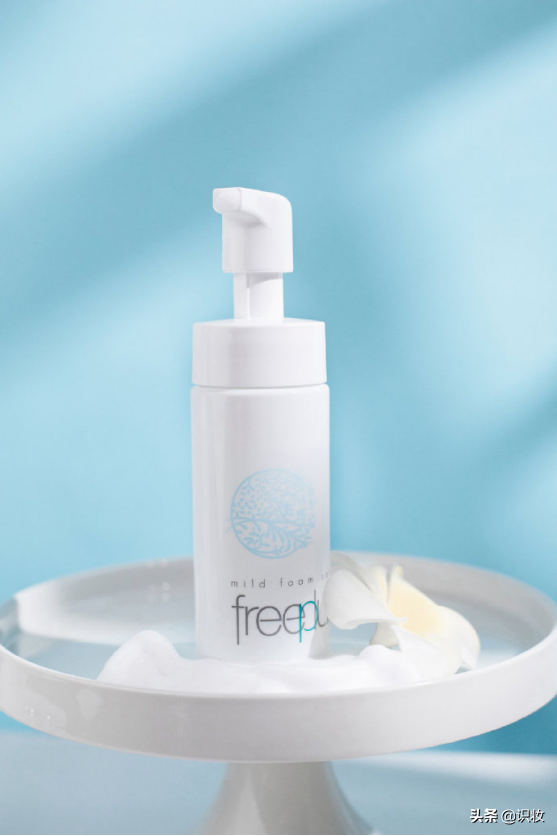 美妆鉴定：芙丽芳丝洗面奶真假辨别 芙丽芳丝洗面奶真假对比