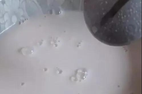 小麦淀粉可以制作凉皮吗？凉皮怎么做好吃，大厨：教你正确做法