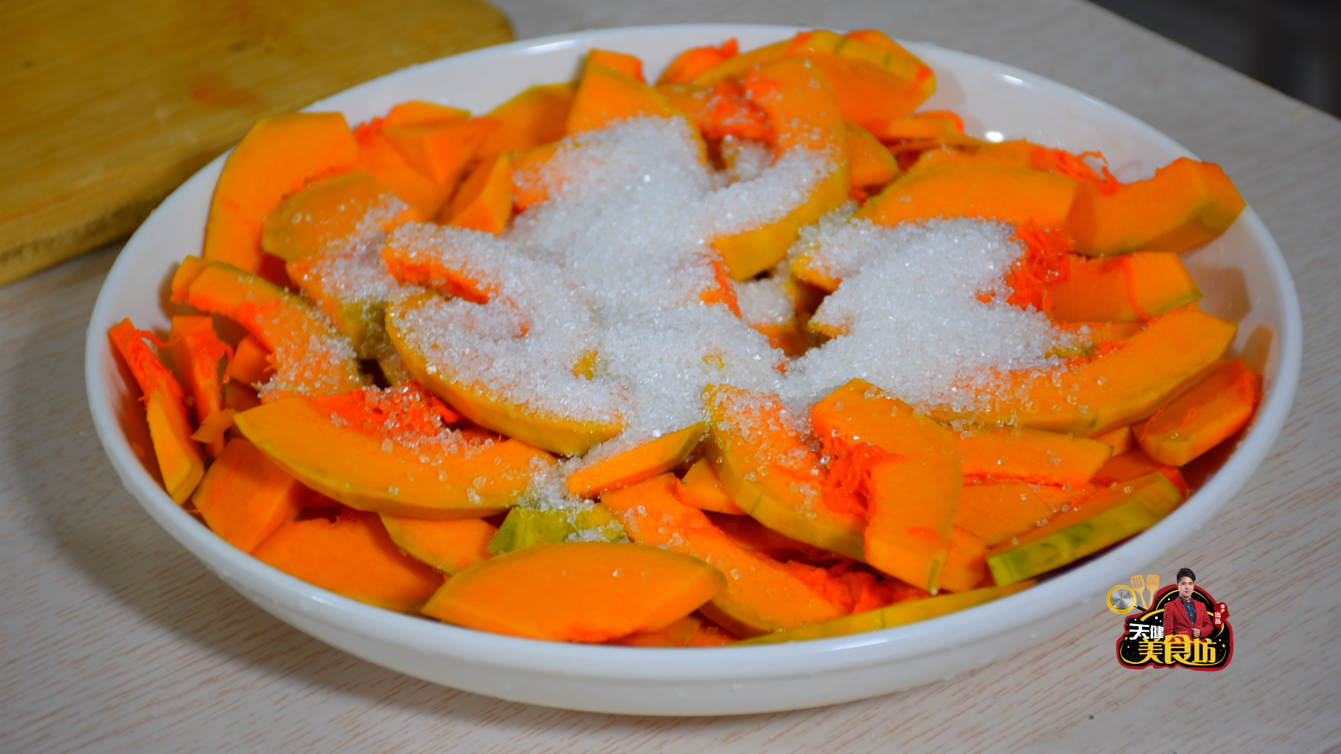 怎么制作南瓜饼（手把手教你做出厨房小白都会的南瓜饼）