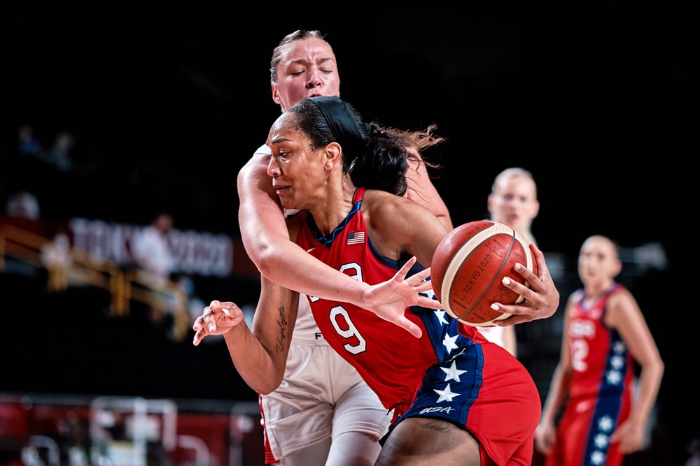 法国对尼日利亚哪个厉害(女篮奥运八强已定七席,法国队输美国11分仍