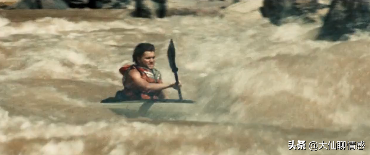 离奇失踪的22岁哈佛学生，死在了一辆废弃巴士里——《荒野求生》