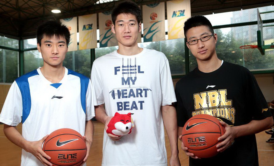 cba球员为什么英语都不错（CBA史上最强学霸：边拿总冠军边考研，如今是重点大学在编教师）