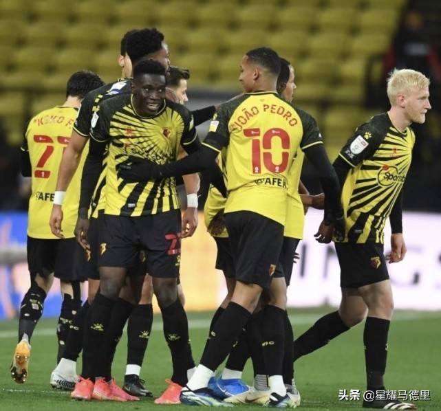 大黄蜂保留冲超希望（140年老队成英超第2支升班马！近11年来首次，两支降级队携手回归）