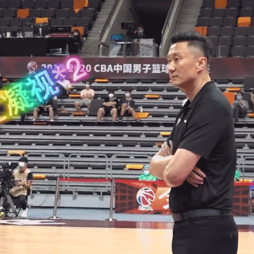 为什么cba教练骂人（场均净胜35.6分，杜锋为何还要骂青年队球霸？他的理由是这样的）