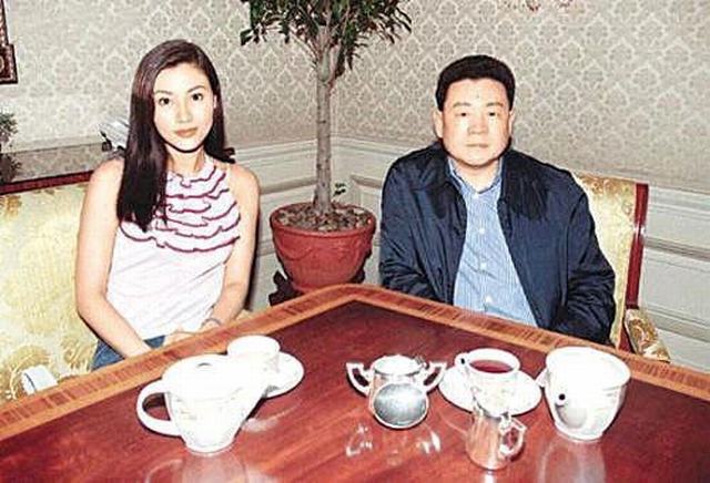 十位惊艳了时光的港片女神，有人早早退出娱乐圈，有人已离世多年