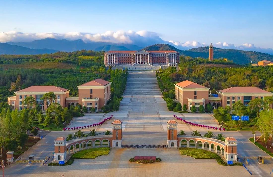 云南综合类高校排名，这三所大学投档分在540以上，云大第一