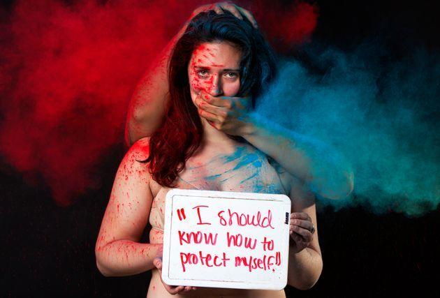 狩猎性侵近百少女、雇妓女强上14岁儿子…这个英国富豪终于被抓