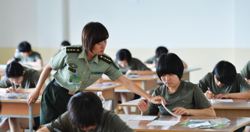 2022年军校“新规则”，报考条件有所改变，高中生想考军校更难了
